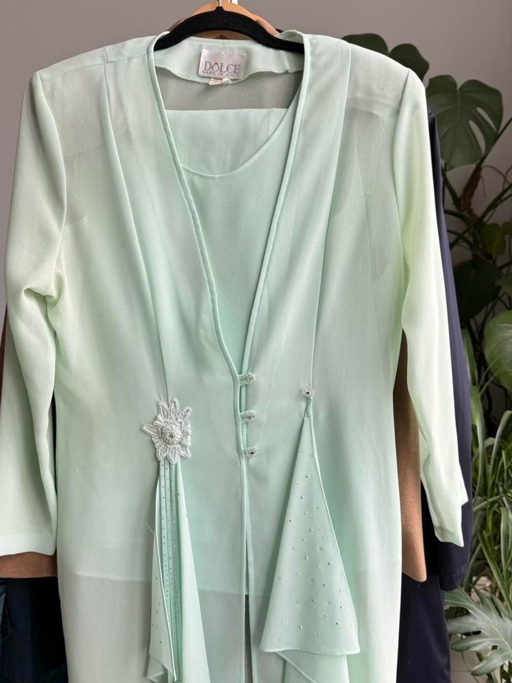 VINTAGE Dolce Mint Green Women's Long Blazer Jacket & Skirt size US 8